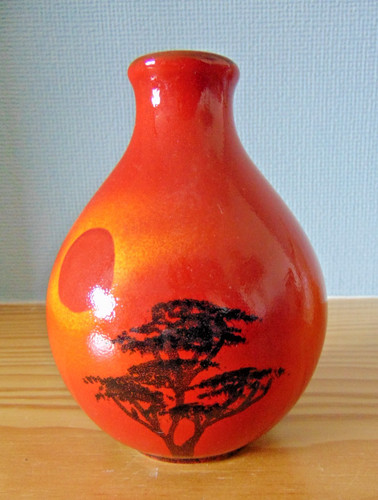 Poole pottery red african sky - poole,